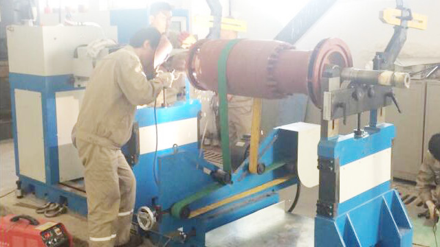 吉爾吉斯斯坦石油設(shè)備檢修專用動平衡機(jī)案例！